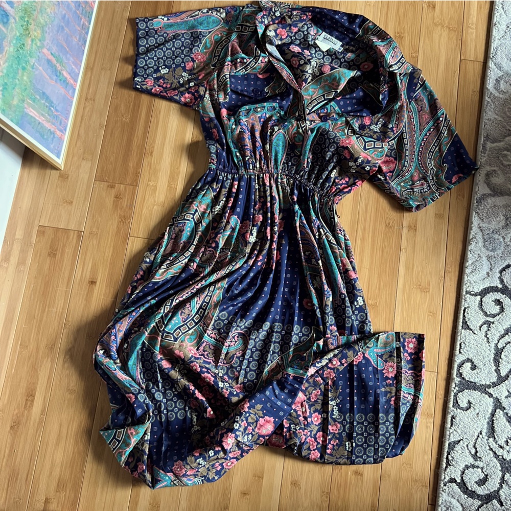Vintage Blue Floral Button Up Dress with Collar